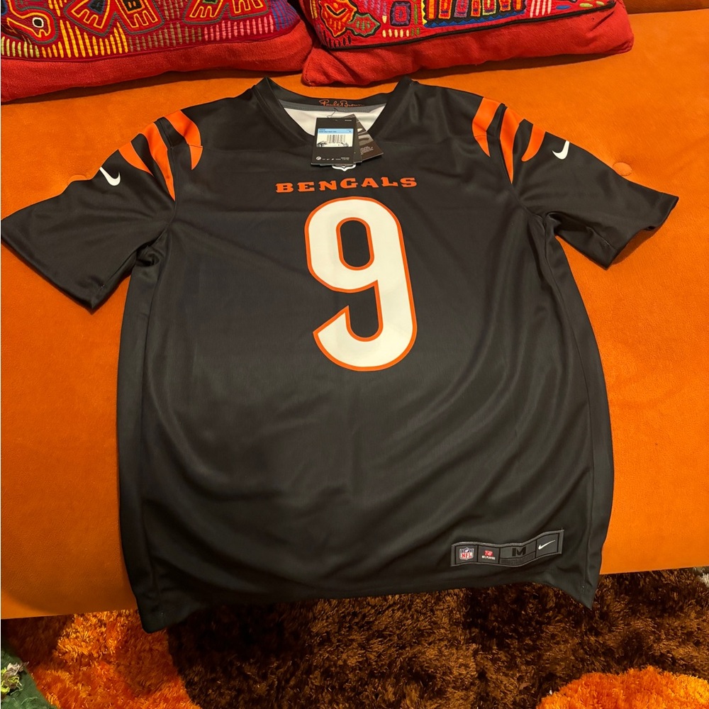Joe Burrows Nike Black and Orange Bengals Jersey
